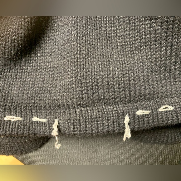 Erika Women’s Christmas Knit Sweater Vest. Size: M - Picture 4 of 6